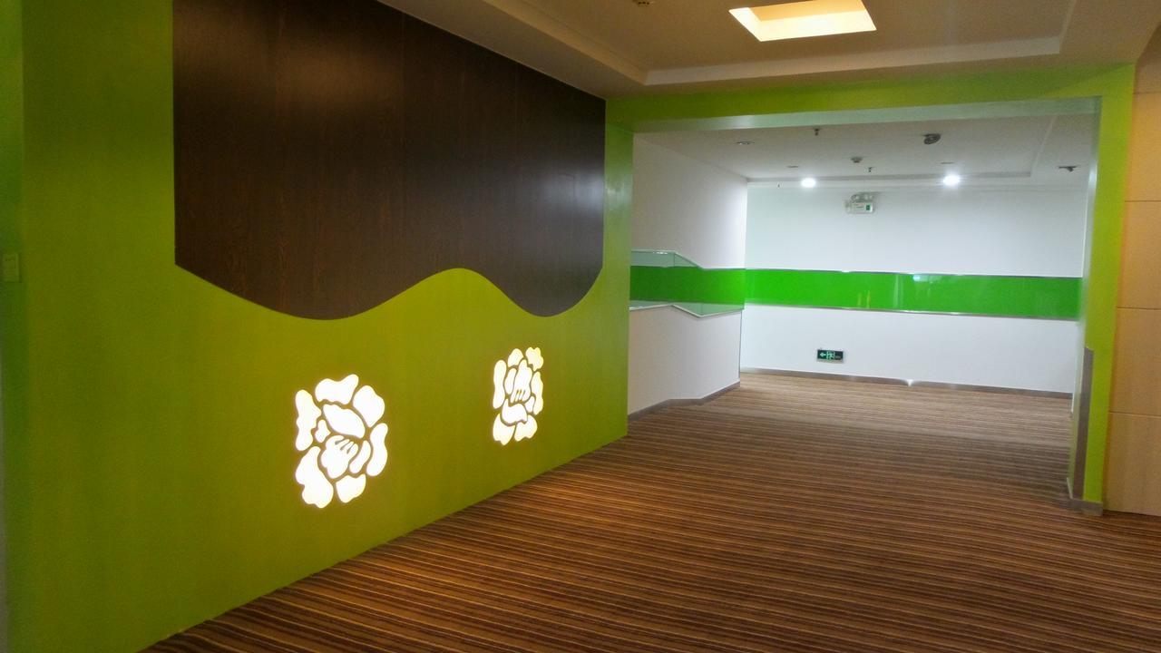 V8 Hotel Xilang Subway Branch Guangzhou Exterior foto