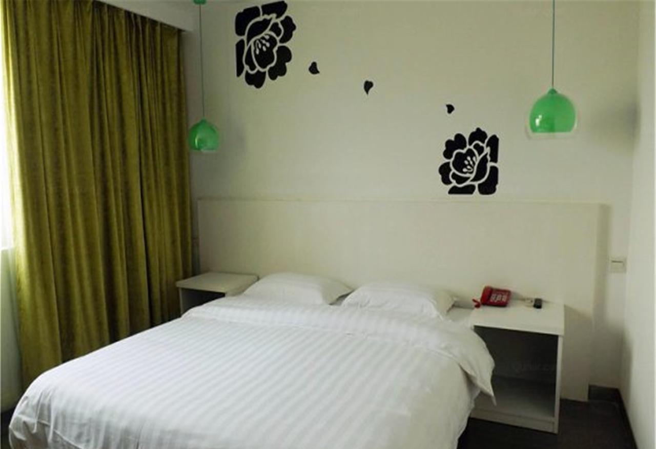 V8 Hotel Xilang Subway Branch Guangzhou Exterior foto